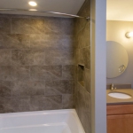 173ELM-APT402-3-Bathroom.jpg