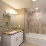 303-192-Swan-6-Bathroom