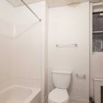 857-Delaware-APT4-12-Bathroom2