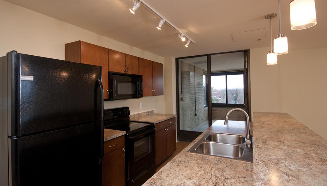 10 Symphony Circle Buffalo Kitchen space