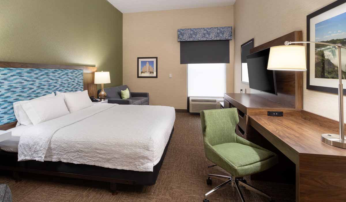 SL-Hampton-3-Room