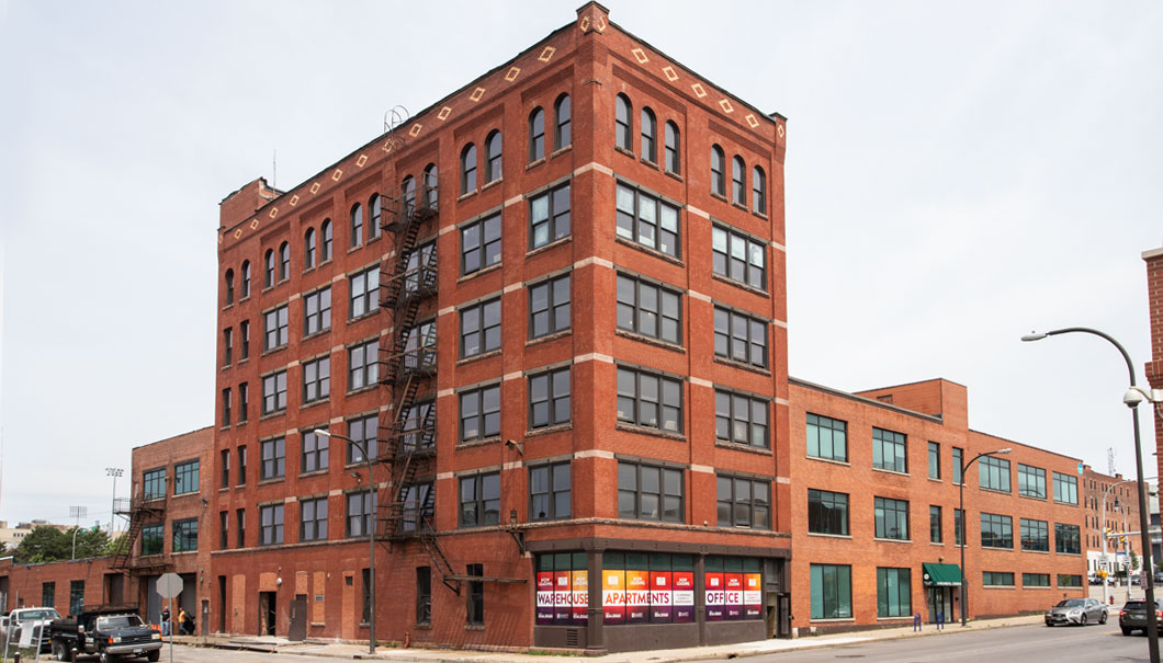 270 Michigan Exterior