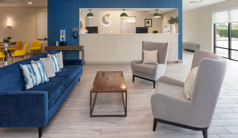 COMF Lobby 1 768x448