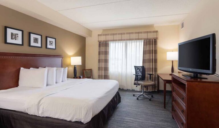 Country Inn 2 Bedroom 768x448