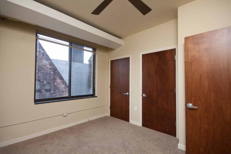 10 Symphony Circle Apartments