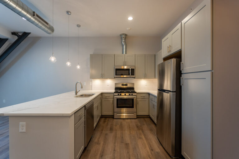 1115 Main St APT3 1 768x512