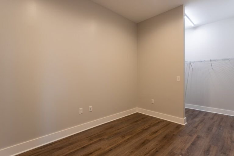 1115 Main St APT3 5 768x512