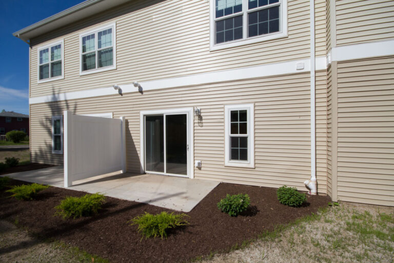 81 Tussing Apartments