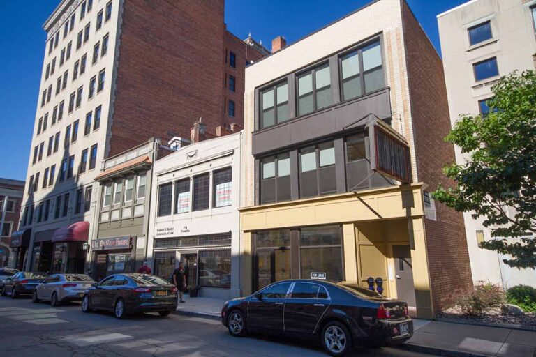 172-176 Franklin Exterior