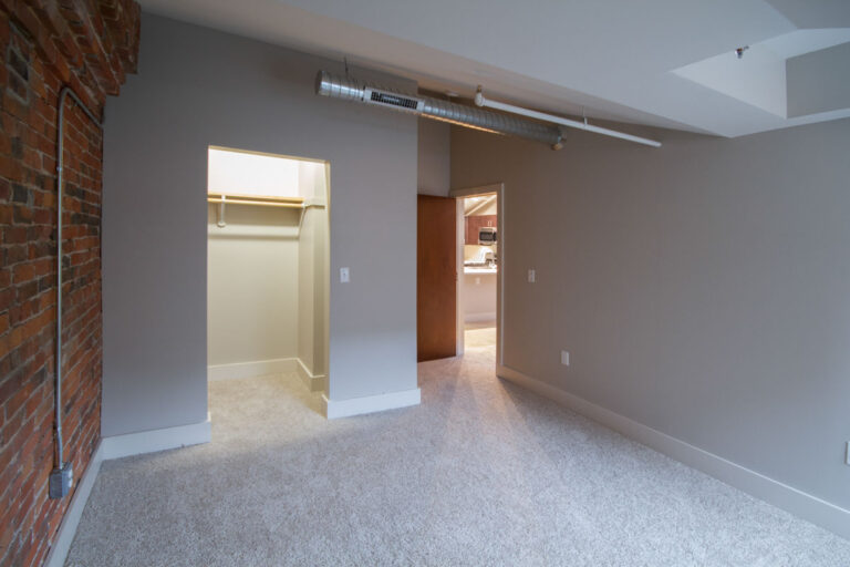 172-176 Franklin Bedroom