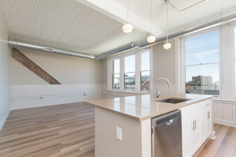 192 Seneca St Apartments 192 Seneca St Apartments