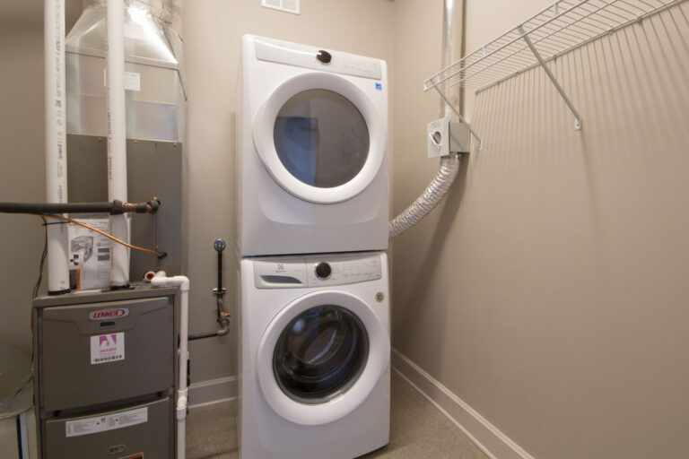 192 Seneca St Apartments 192 Seneca St Apartments