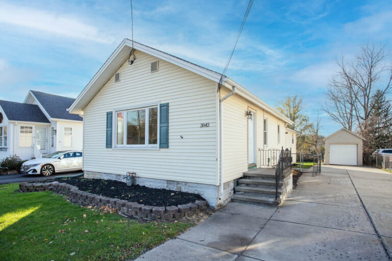 3842 North Buffalo St