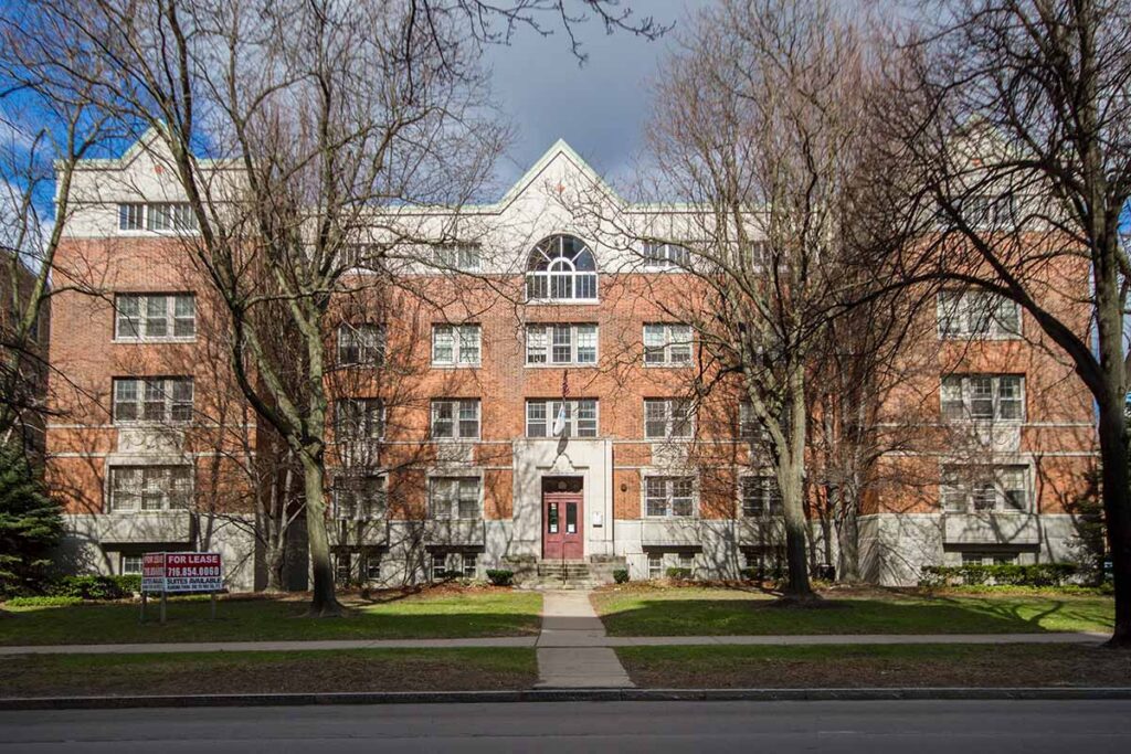 936 Delaware Ave - Buffalo, NY