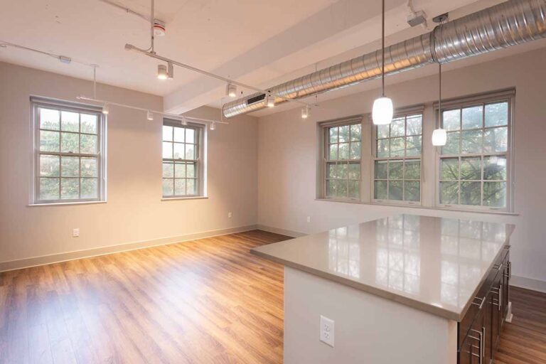 936 Delaware Apartments