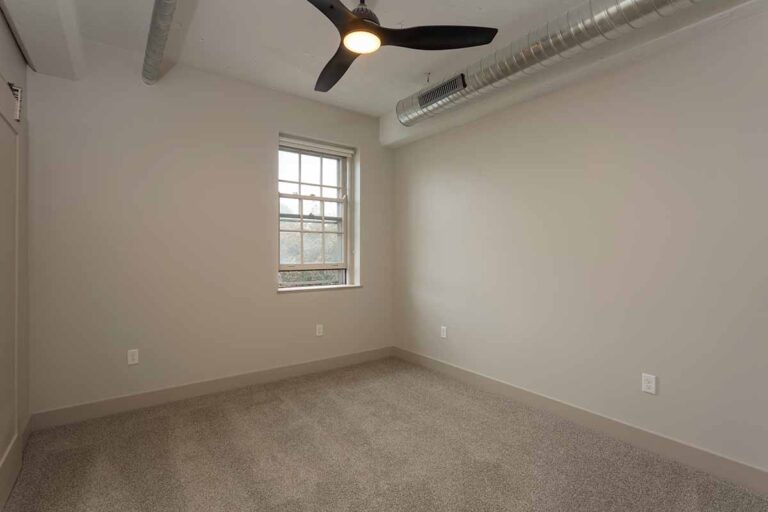 936 Delaware Apartments