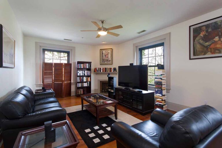 540 Delaware Apartments 540 Delaware Apartments