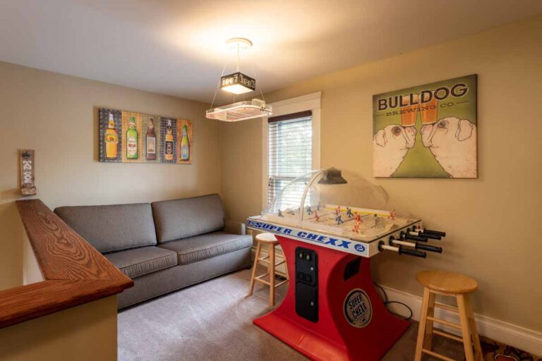 The Wolf’s Den Bedroom Landing The Wolf’s Den Bedroom Landing