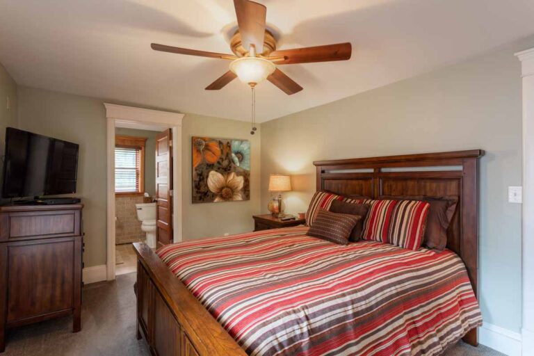 The Wolf’s Den Bedroom The Wolf’s Den Bedroom