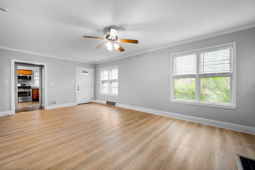 37 Linwood Ave, Williamsville