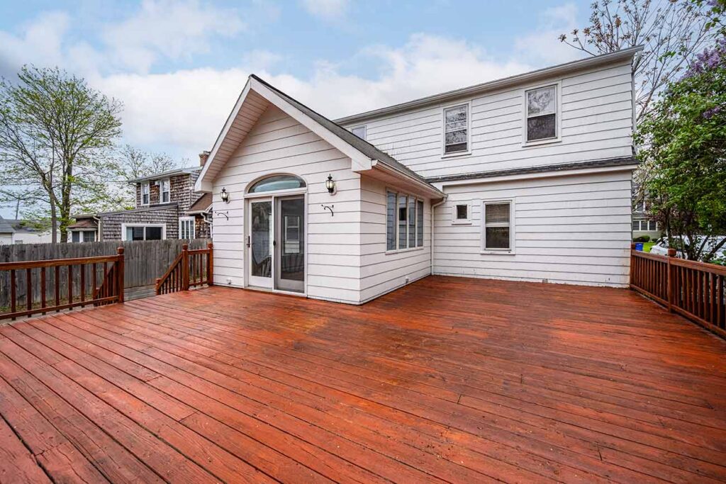 37 Linwood Ave, Williamsville