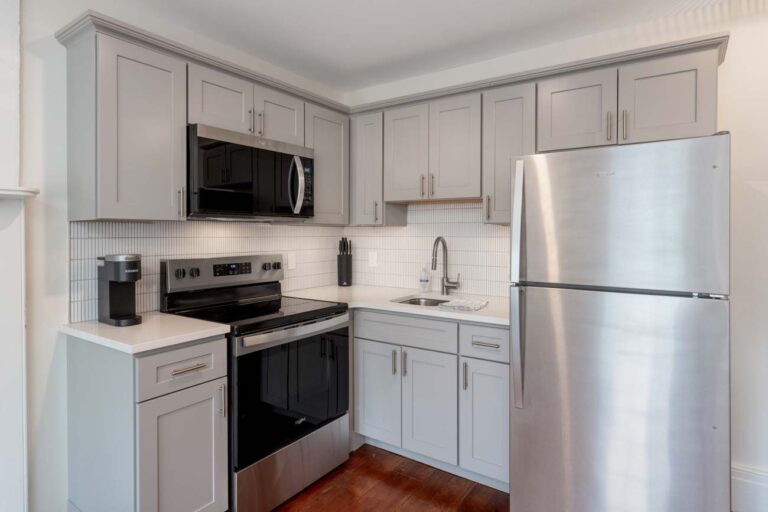 FRON Morgan 1 768x512